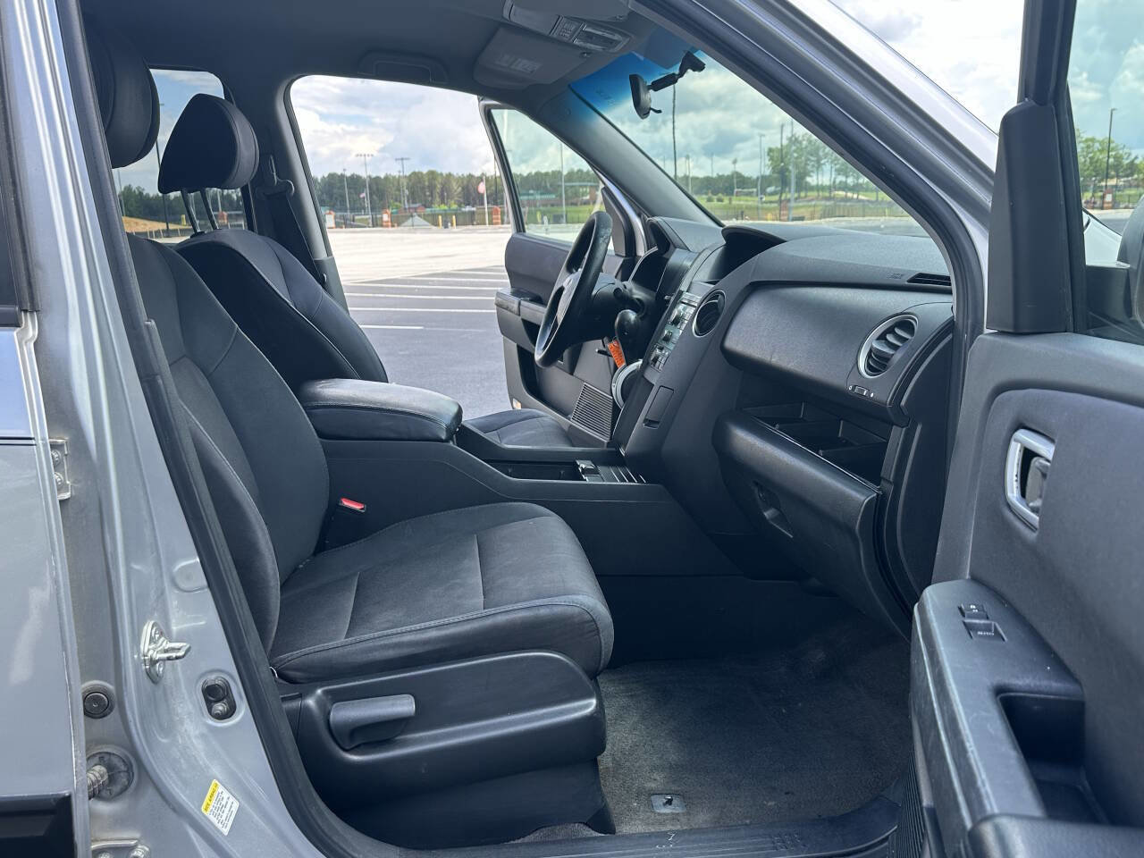 Used 2011 Honda Pilot LX image 15