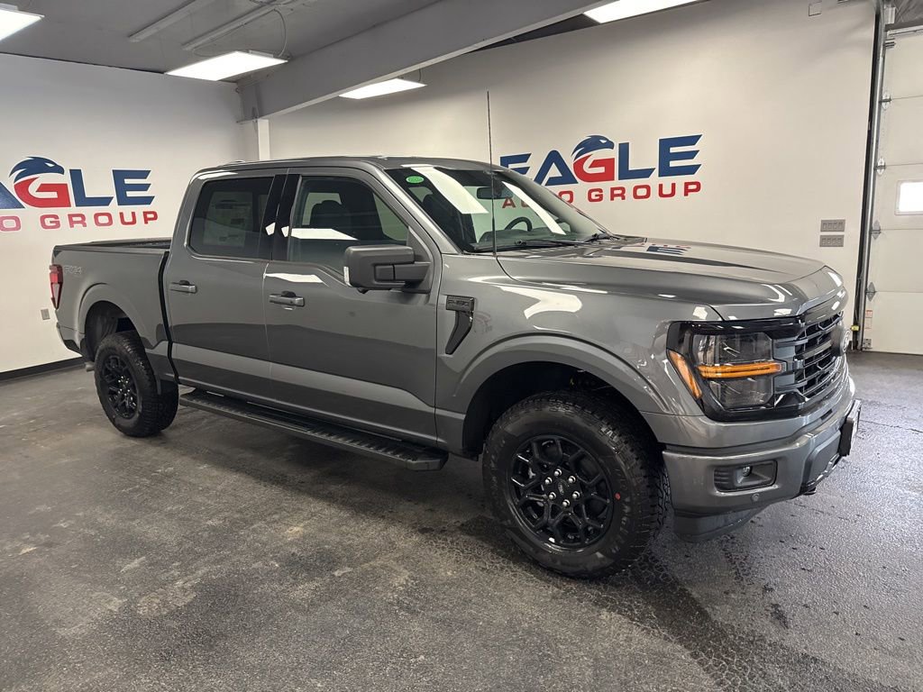 New 2025 Ford F150 XLT w/ Equipment Group 302A MID