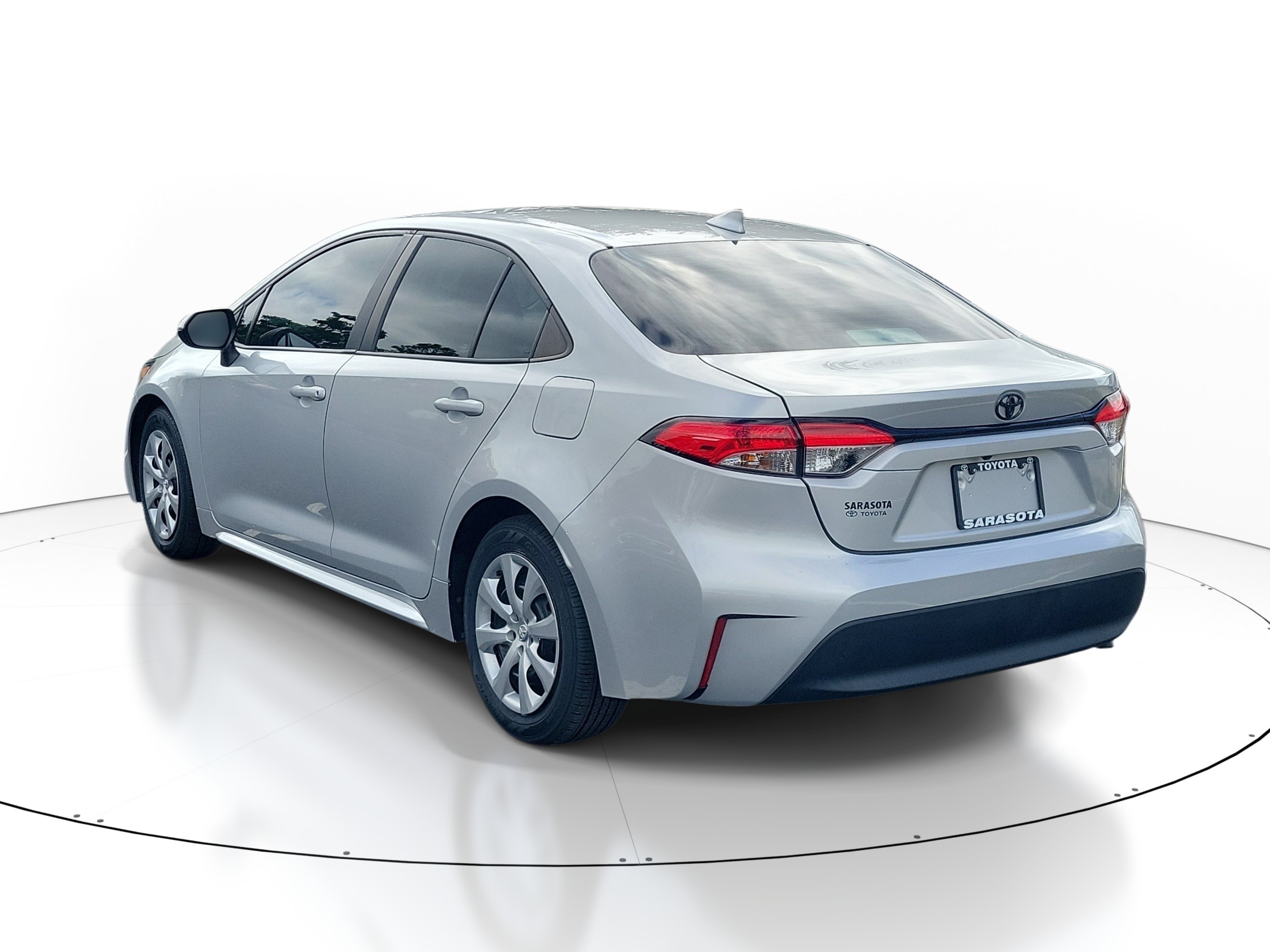 Certified 2023 Toyota Corolla LE FWD image 4