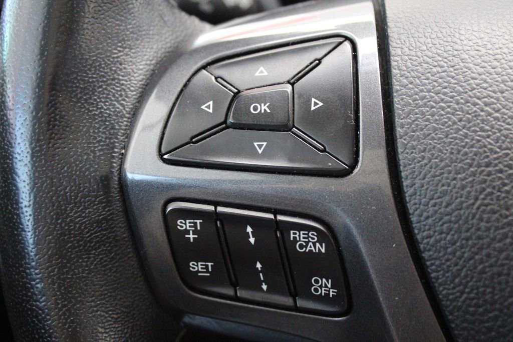 Used 2019 Ford Ranger Lariat w/ Black Appearance Package image 28