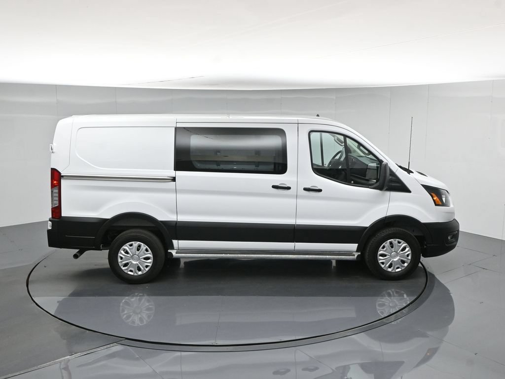 Certified 2025 Ford Transit 250 Low Roof w/ Exterior Upgrade Package RWD image 39
