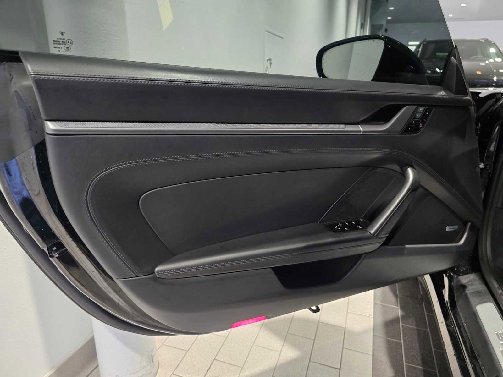 Used 2020 Porsche 911 Carrera image 19