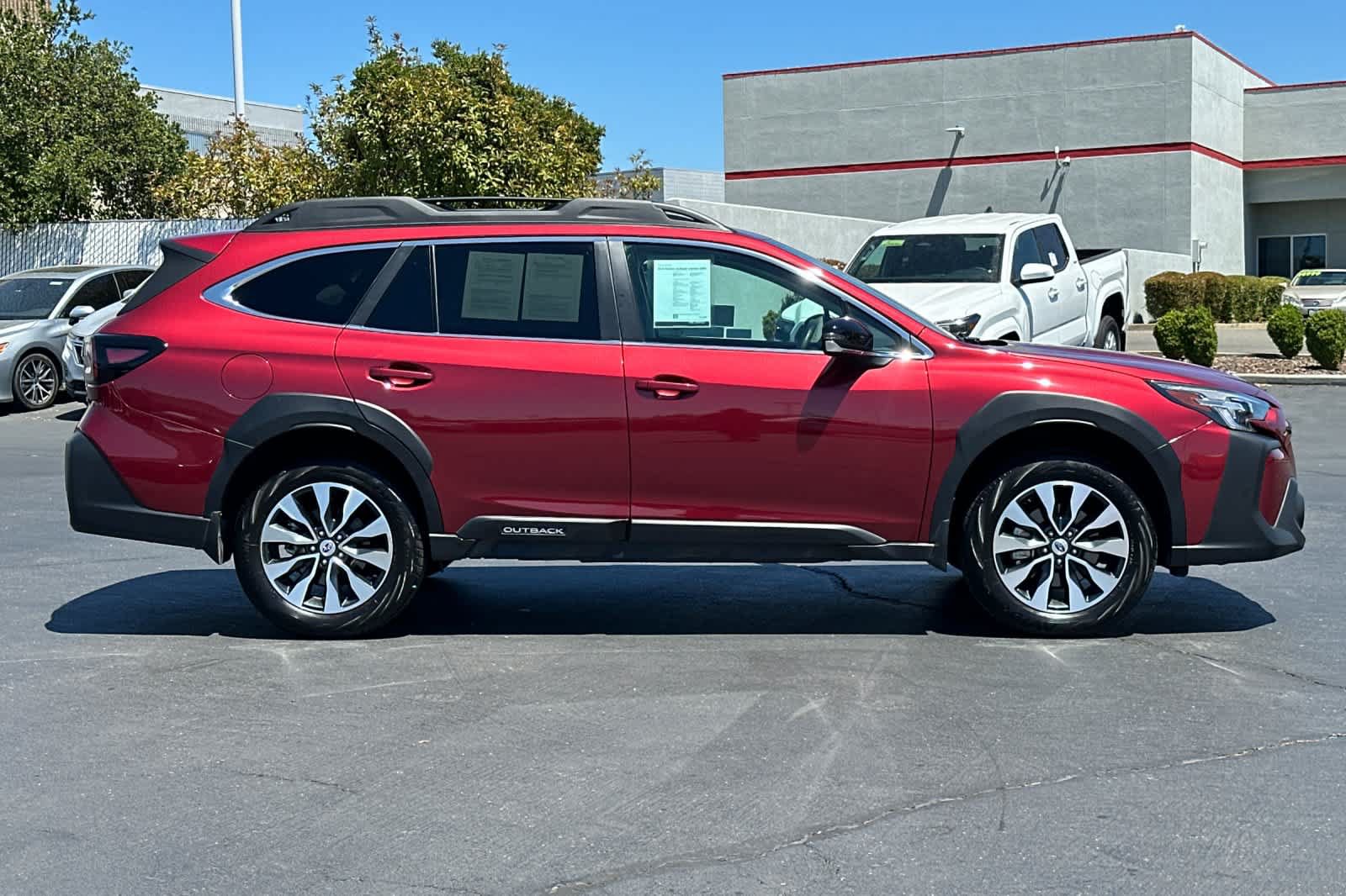 Used 2024 Subaru Outback Limited AWD/4WD image 6