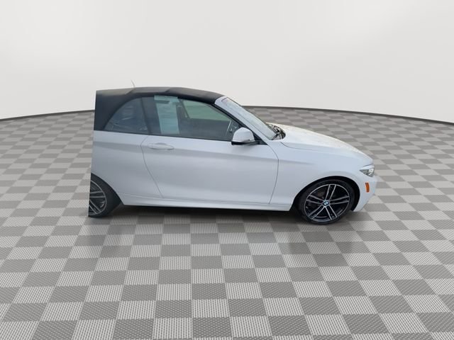 Used 2020 BMW 230i Convertible w/ M Sport Package image 9