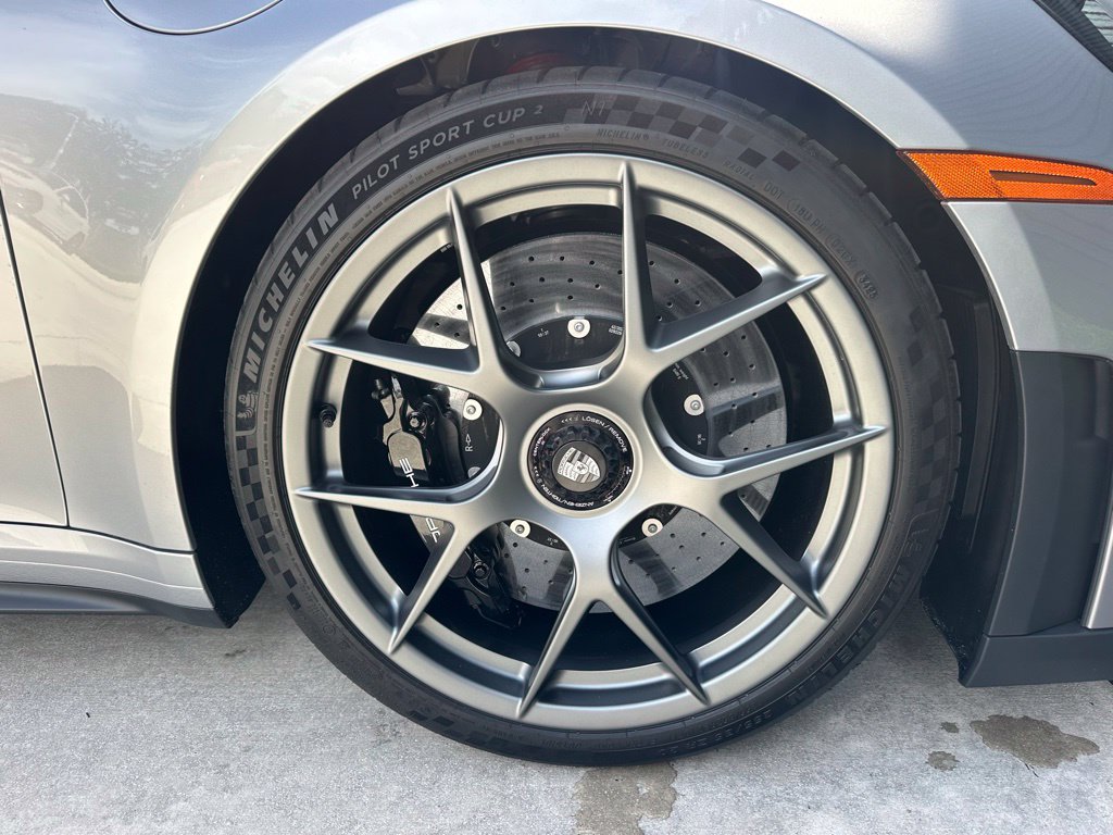 Certified 2026 Porsche 911 GT3 w/ Lightweight Package In Black RWD image 15
