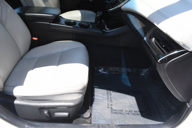 Used 2016 Toyota Avalon XLE Plus FWD image 26