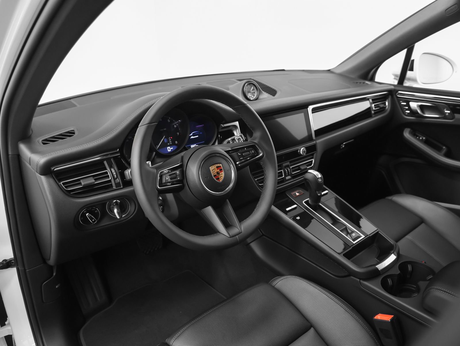 New 2026 Porsche Macan image 4