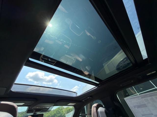 Used 2025 Lincoln Navigator Black Label AWD/4WD image 23