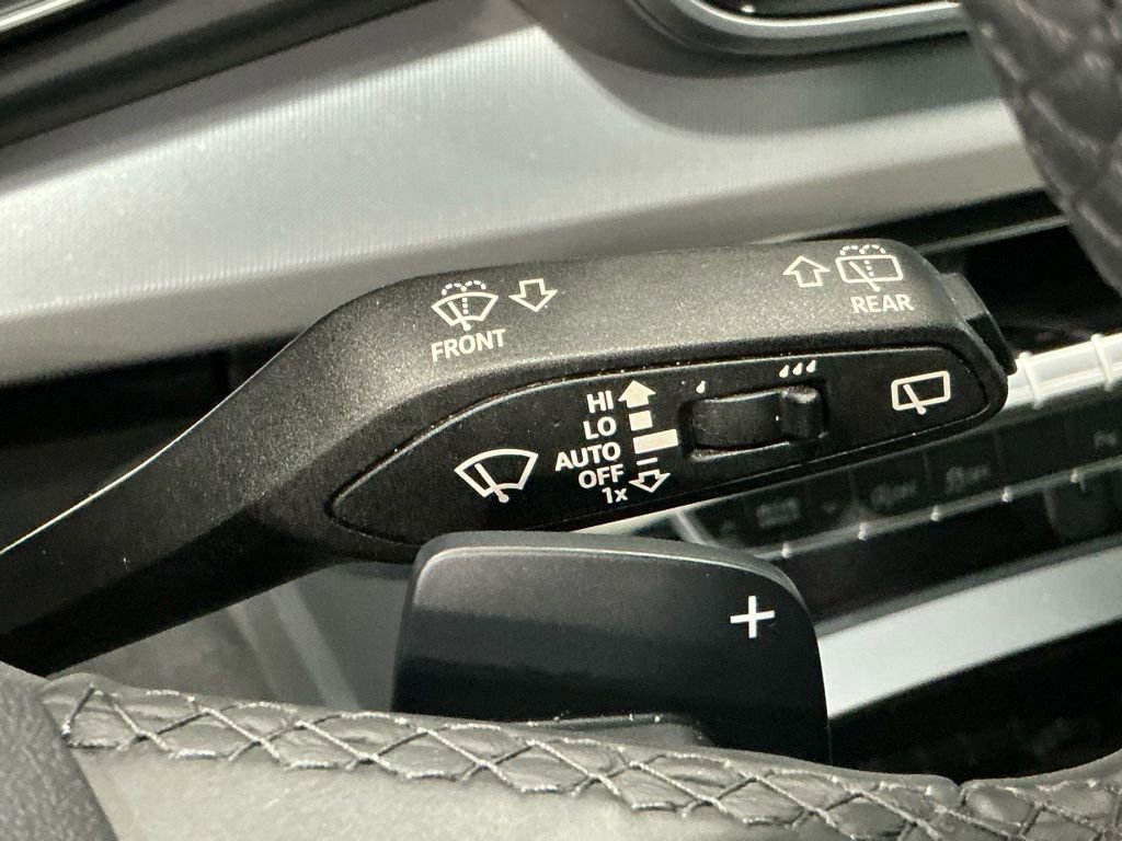 Used 2025 Audi Q5 2.0T Premium image 21