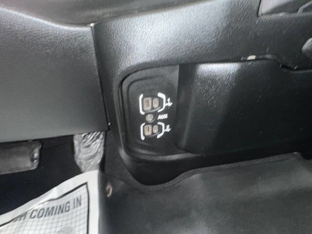 Used 2021 RAM 2500 Big Horn image 19