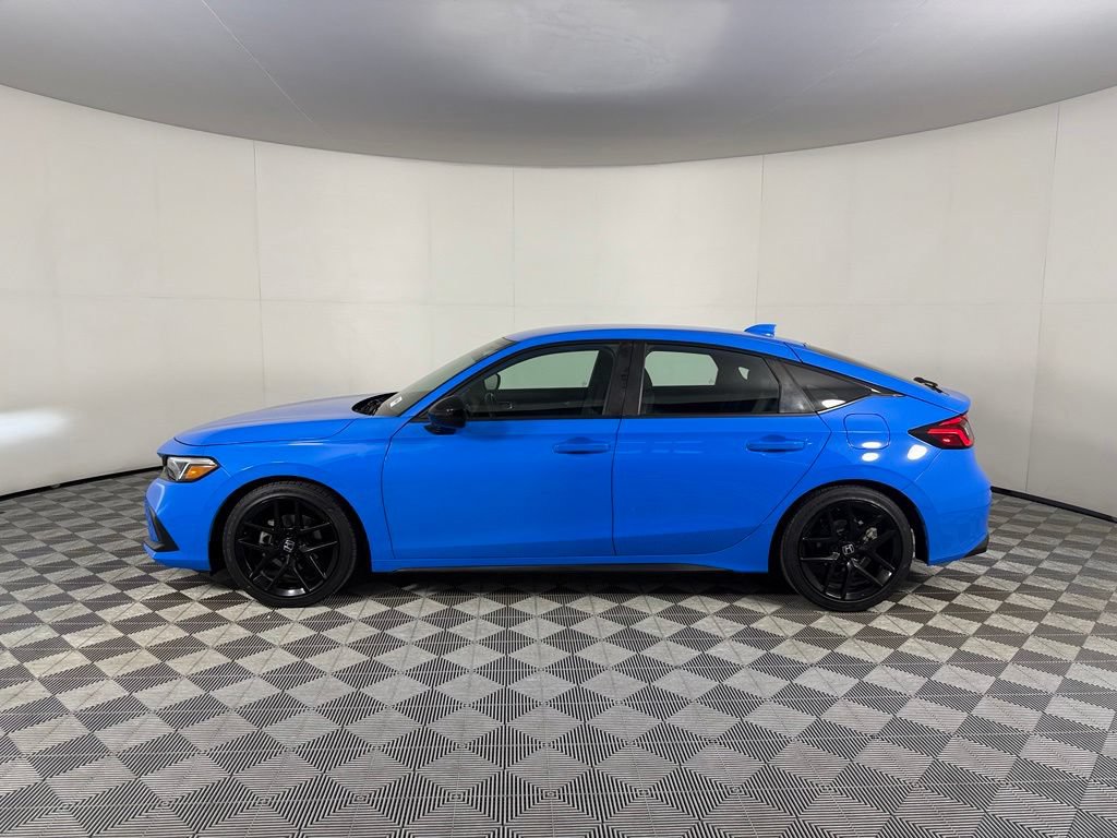Used 2023 Honda Civic Sport image 9
