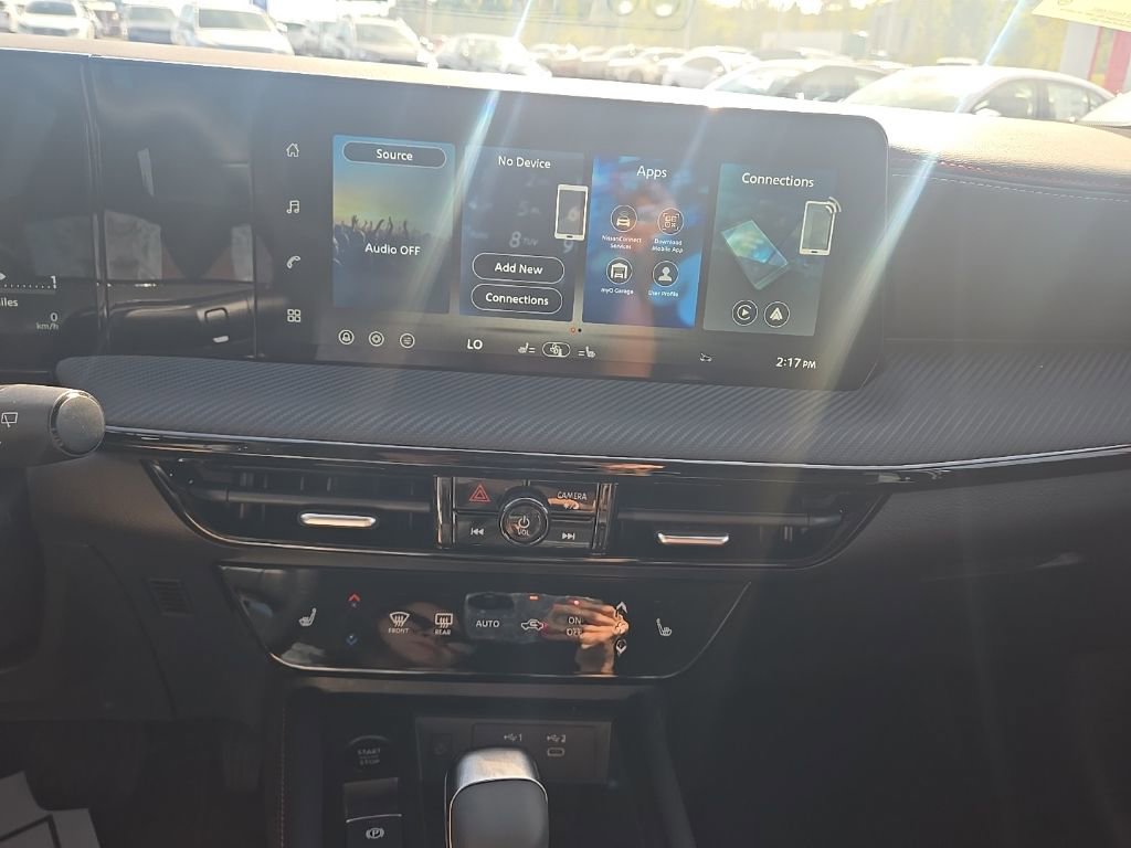 New 2026 Nissan Kicks SR w/ Cold Weather Package image 18