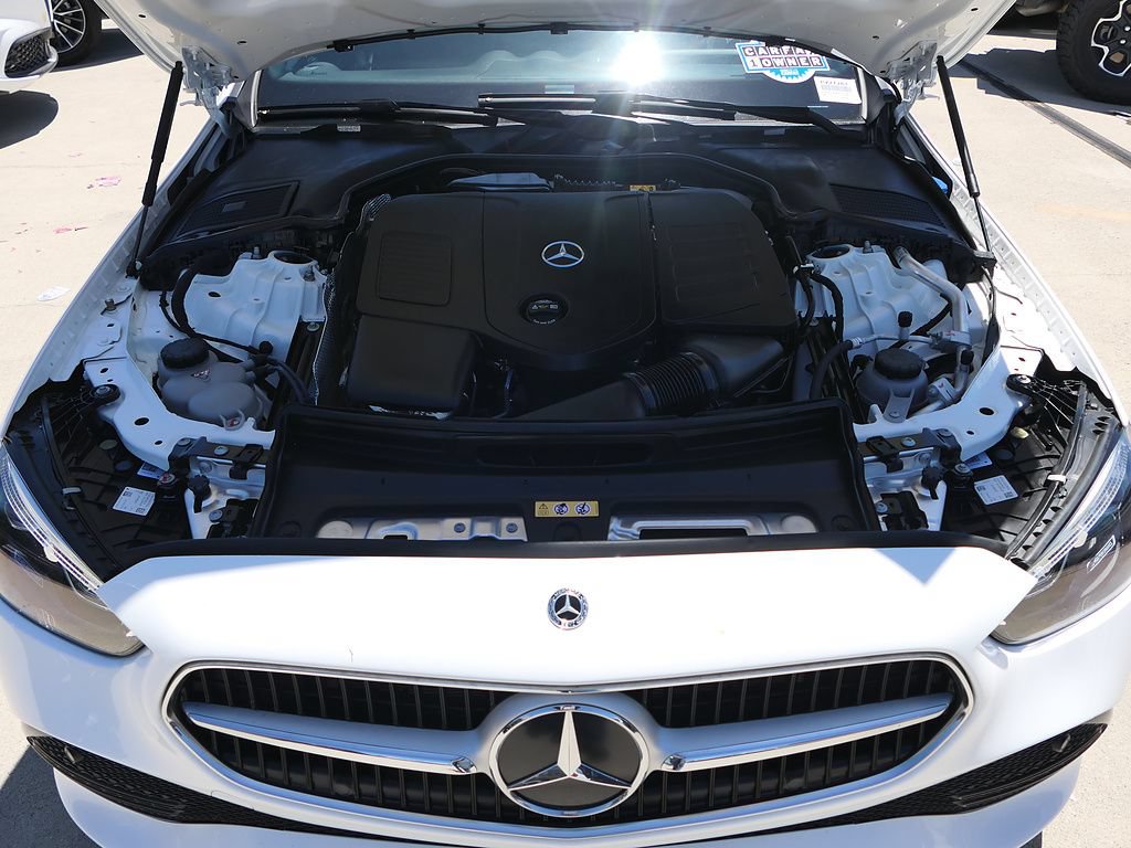 Used 2023 Mercedes-Benz C 300 Sedan image 26