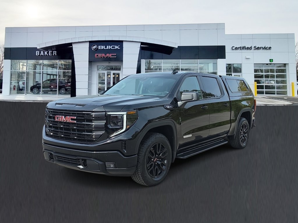 Used 2025 GMC Sierra 1500 Elevation AWD/4WD image 1