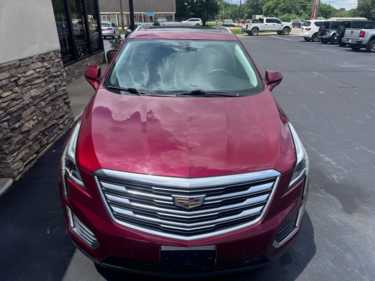 Used 2017 Cadillac XT5 Premium Luxury FWD image 9