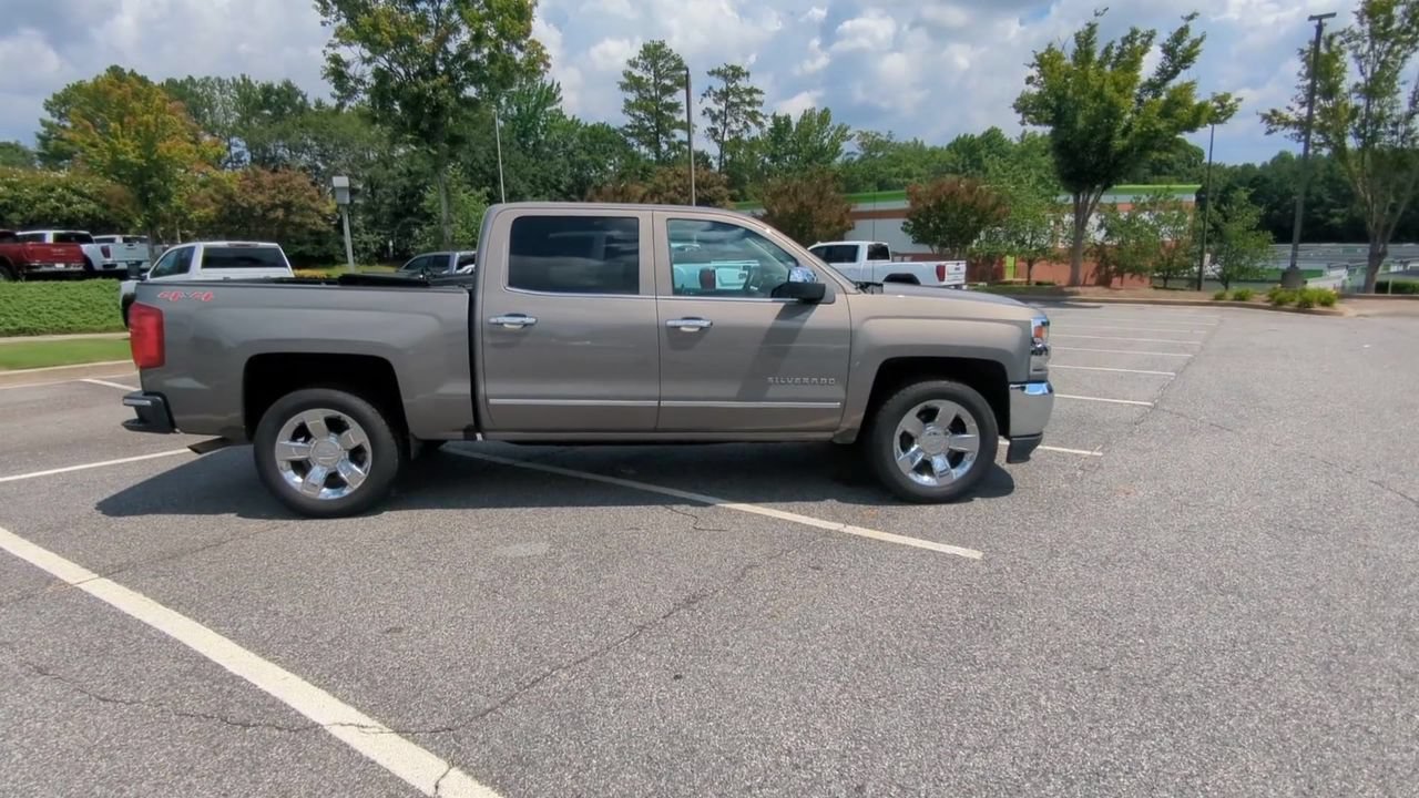 Used 2017 Chevrolet Silverado 1500 LTZ w/ Sport Package AWD/4WD image 9