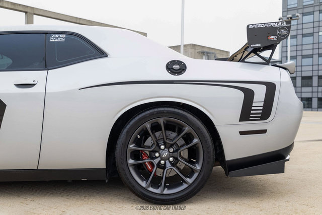 Used 2021 Dodge Challenger R/T Scat Pack RWD image 5
