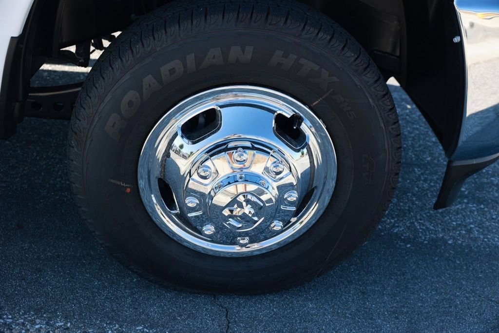 New 2026 RAM 3500 Tradesman AWD/4WD image 8
