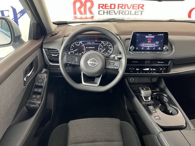 Used 2023 Nissan Rogue SV FWD image 14