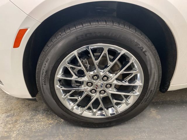 Used 2023 Buick Enclave Avenir w/ Avenir Technology Package image 33