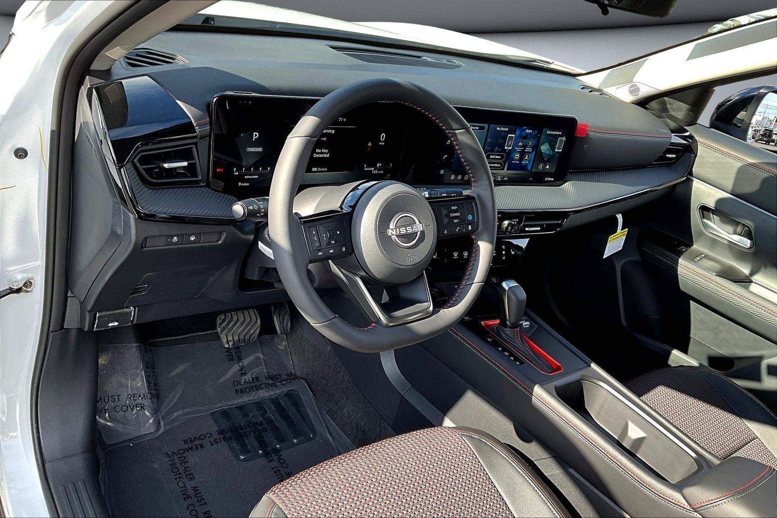 New 2026 Nissan Kicks SR w/ Cold Weather Package AWD/4WD image 8