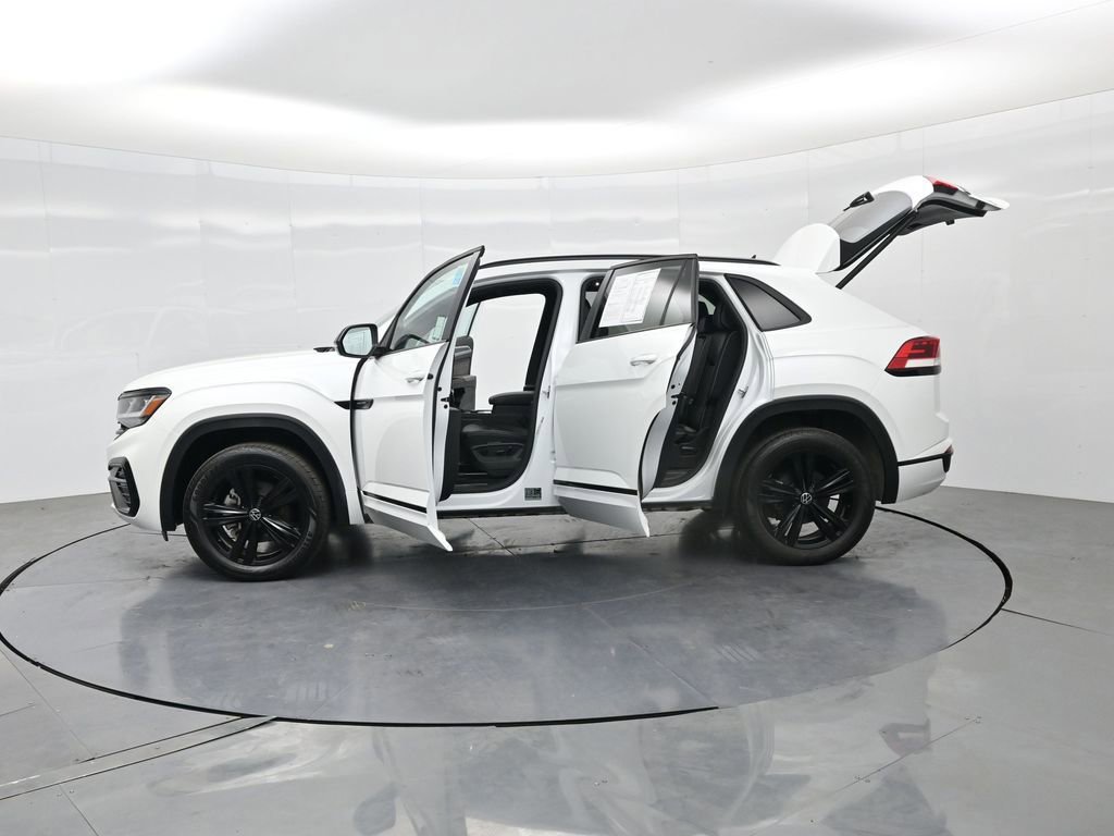 Used 2023 Volkswagen Atlas Cross Sport SEL R-Line image 32