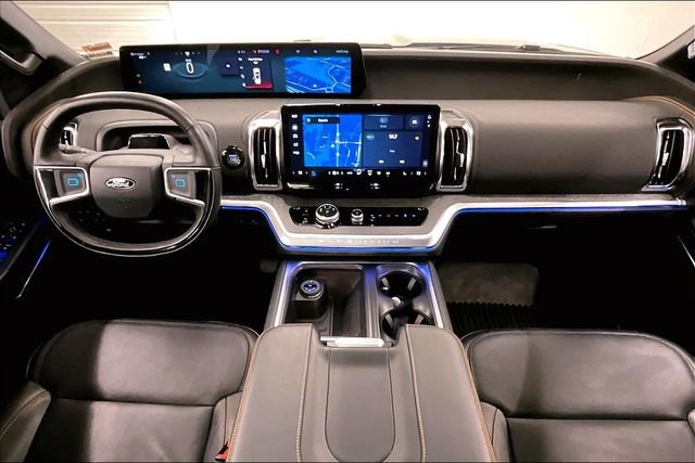 Used 2025 Ford Expedition Tremor AWD/4WD image 17