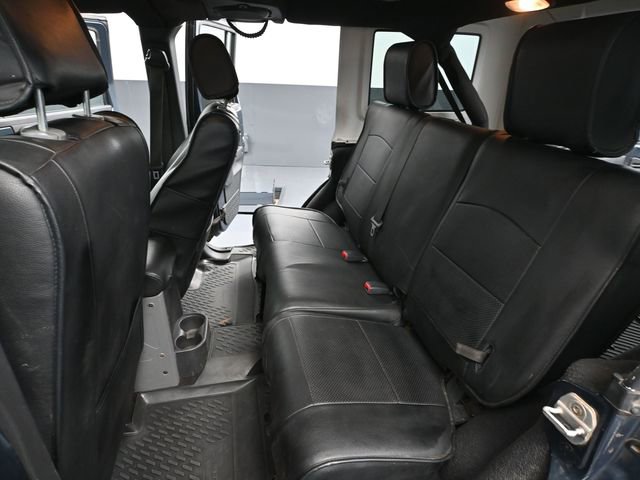 Used 2008 Jeep Wrangler Unlimited Sahara AWD/4WD image 29