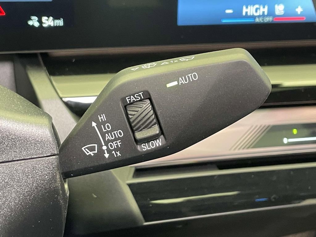 New 2026 BMW i5 eDrive40 w/ M Sport Package AWD/4WD image 36