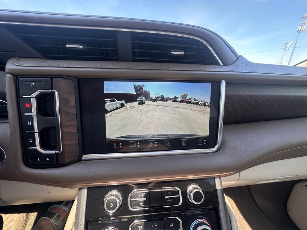 Used 2024 GMC Yukon Denali w/ Denali Reserve Package image 29