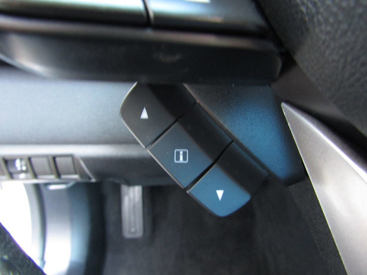 Used 2020 Subaru Legacy Premium AWD/4WD image 9