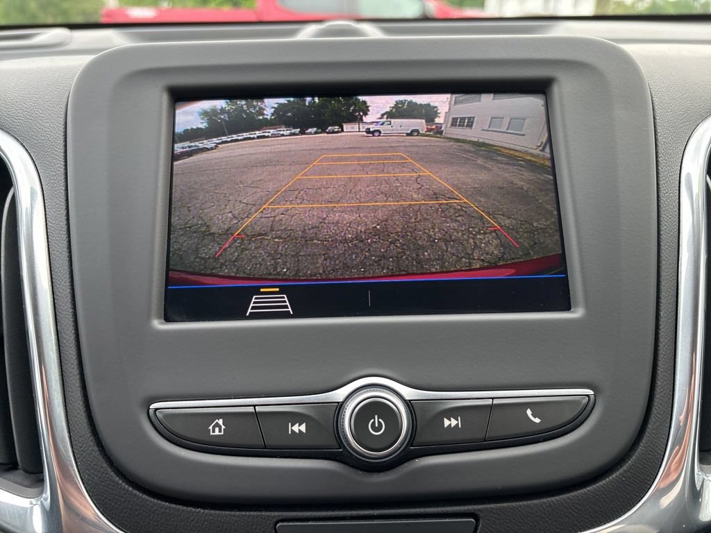 Used 2020 Chevrolet Equinox LT FWD image 23