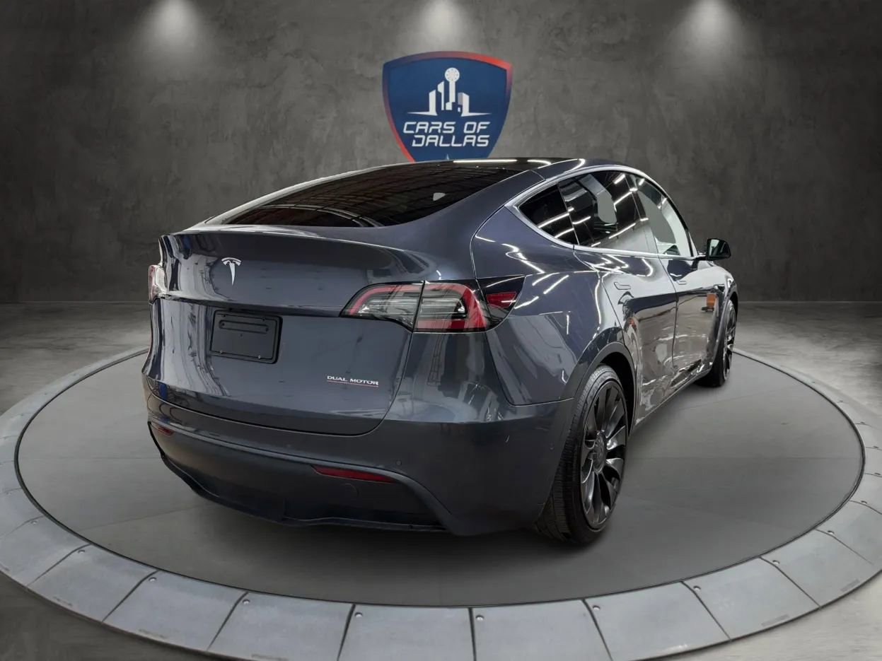 Used 2022 Tesla Model Y Performance image 5