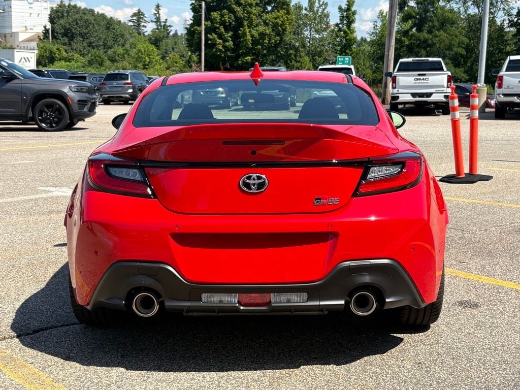 New 2026 Toyota GR86 Premium RWD image 4