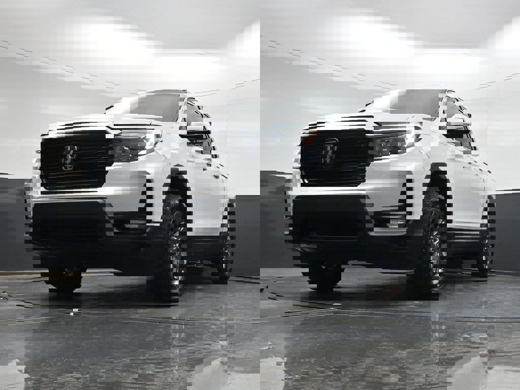 Used 2023 Honda Ridgeline RTL-E image 28