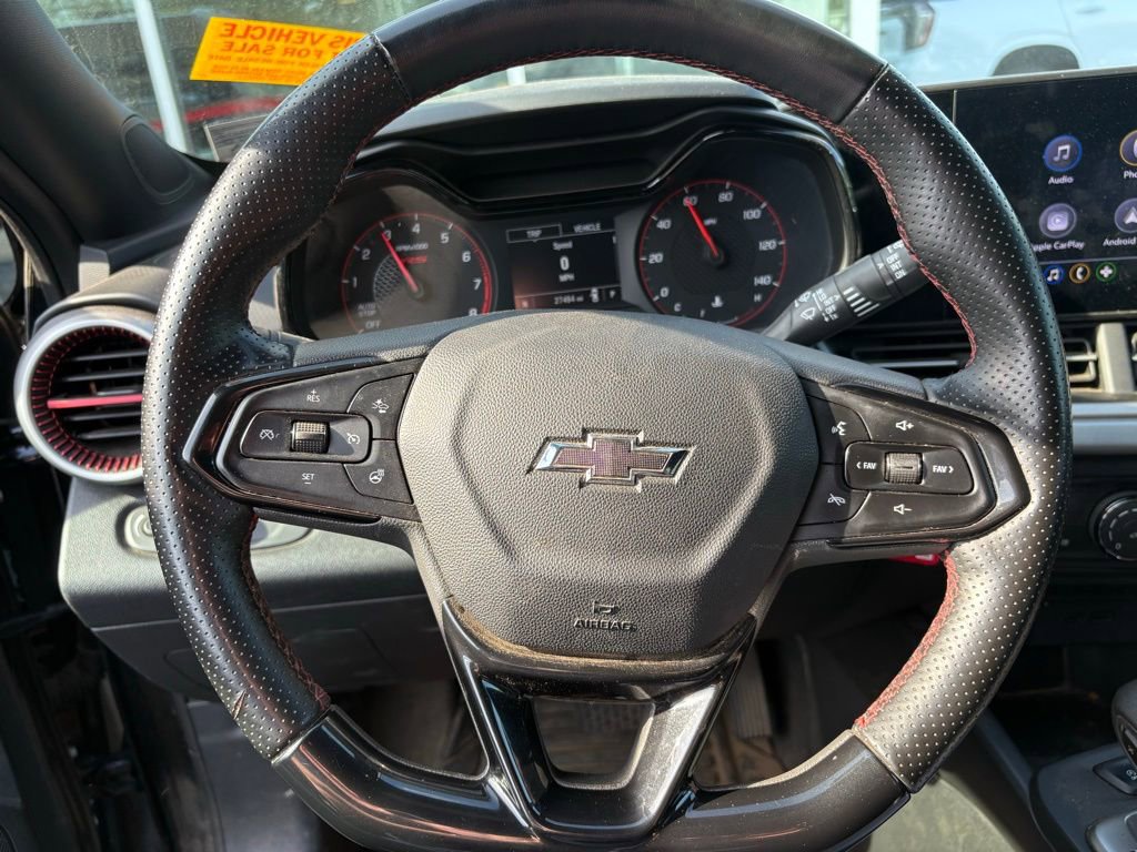 Used 2024 Chevrolet Trax RS FWD image 24