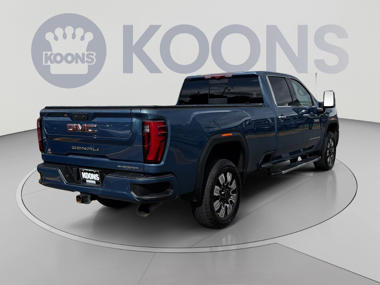 Used 2024 GMC Sierra 3500 Denali w/ Denali Reserve Package AWD/4WD image 7