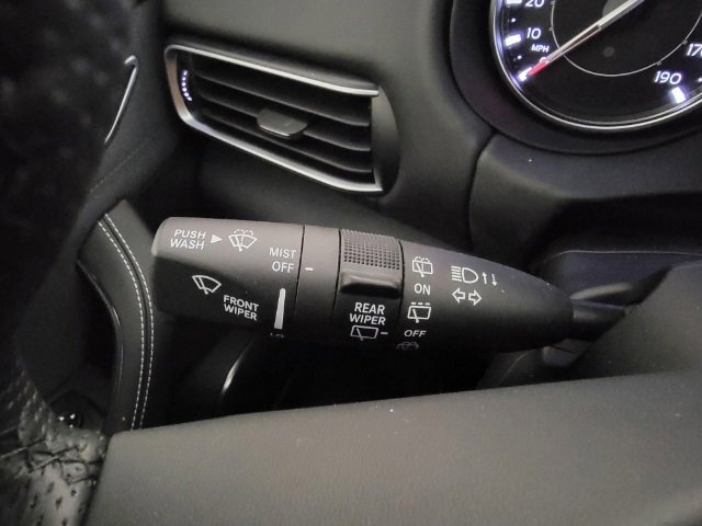 Used 2023 Maserati Levante GT image 38