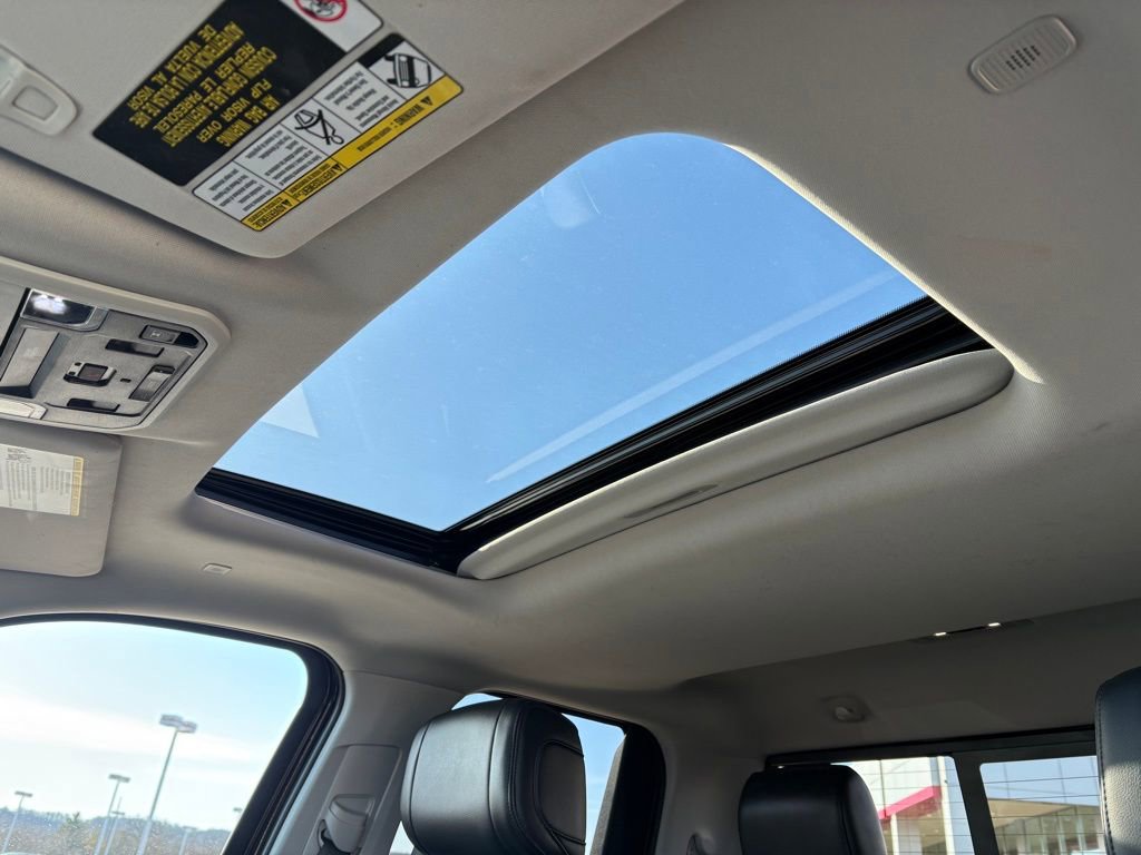 Used 2023 Toyota Tundra Limited AWD/4WD image 16