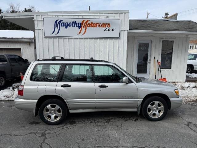 Used 2001 Subaru Forester S image 2
