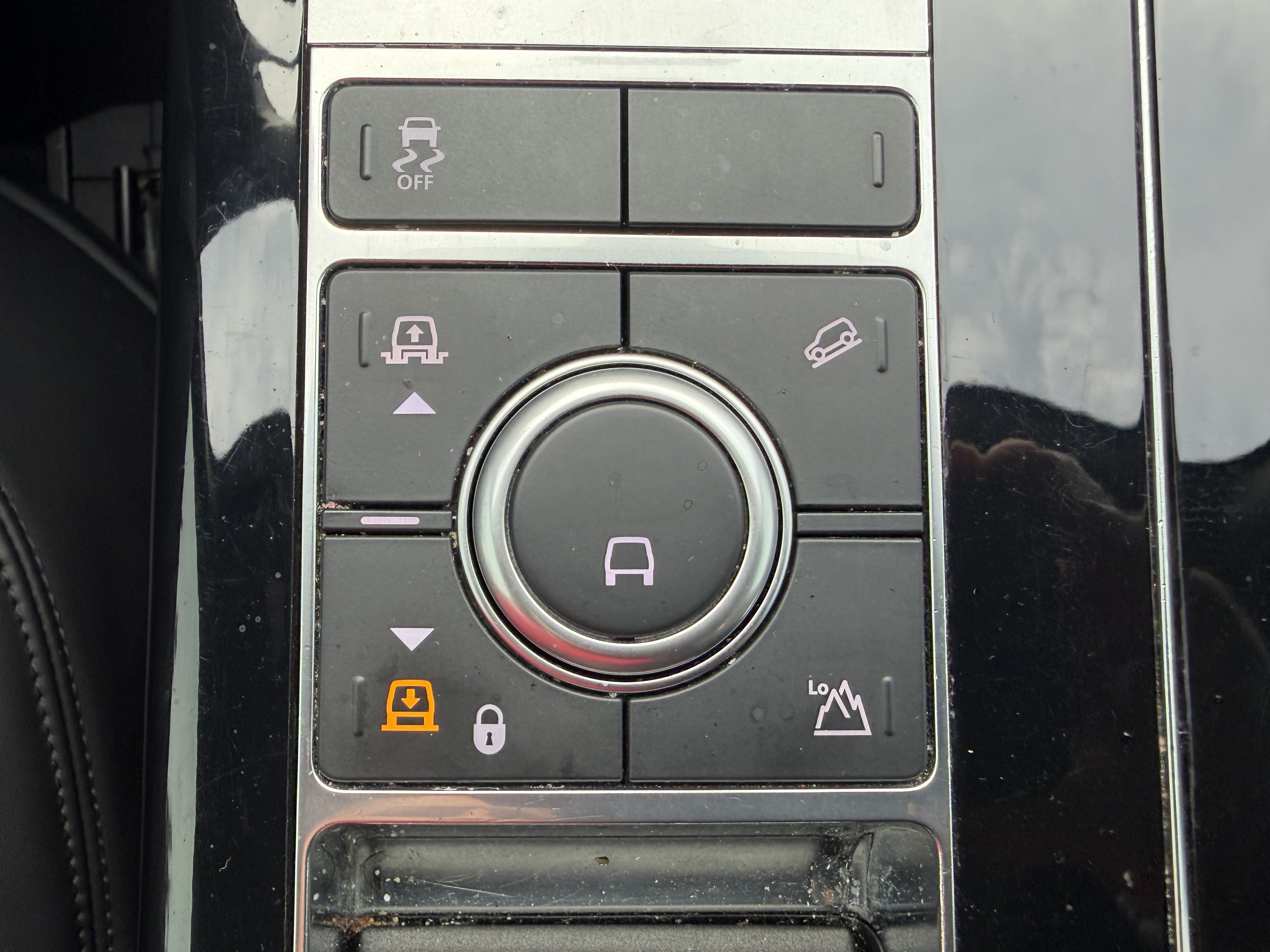 Used 2021 Land Rover Range Rover Westminster Edition AWD/4WD image 16