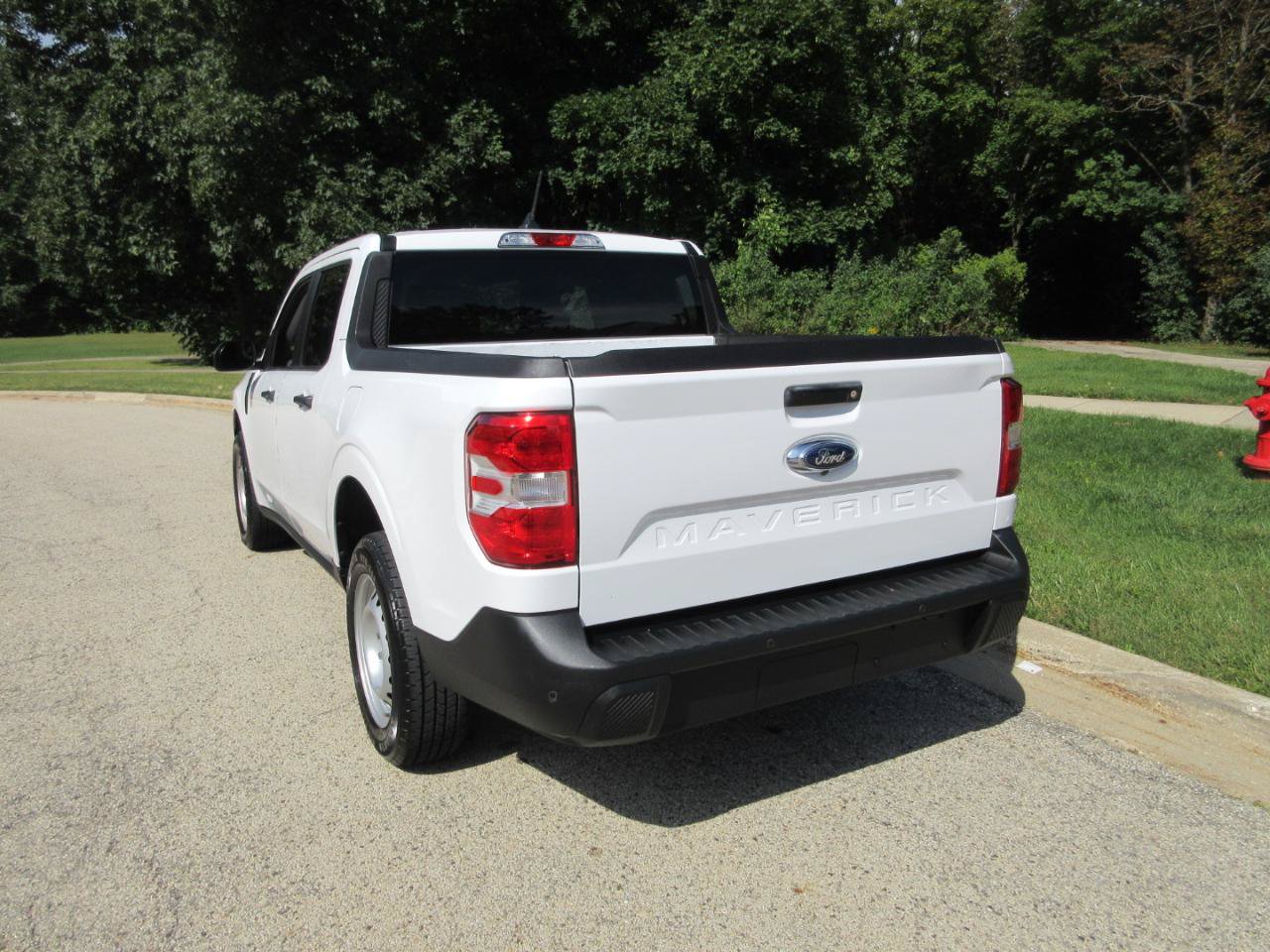 Used 2022 Ford Maverick XL FWD image 25