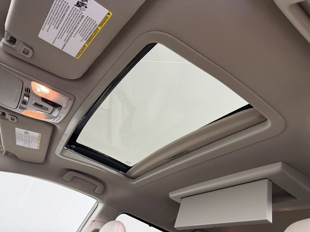 Used 2018 Toyota Sienna XLE Premium w/ Protection Package AWD/4WD image 40