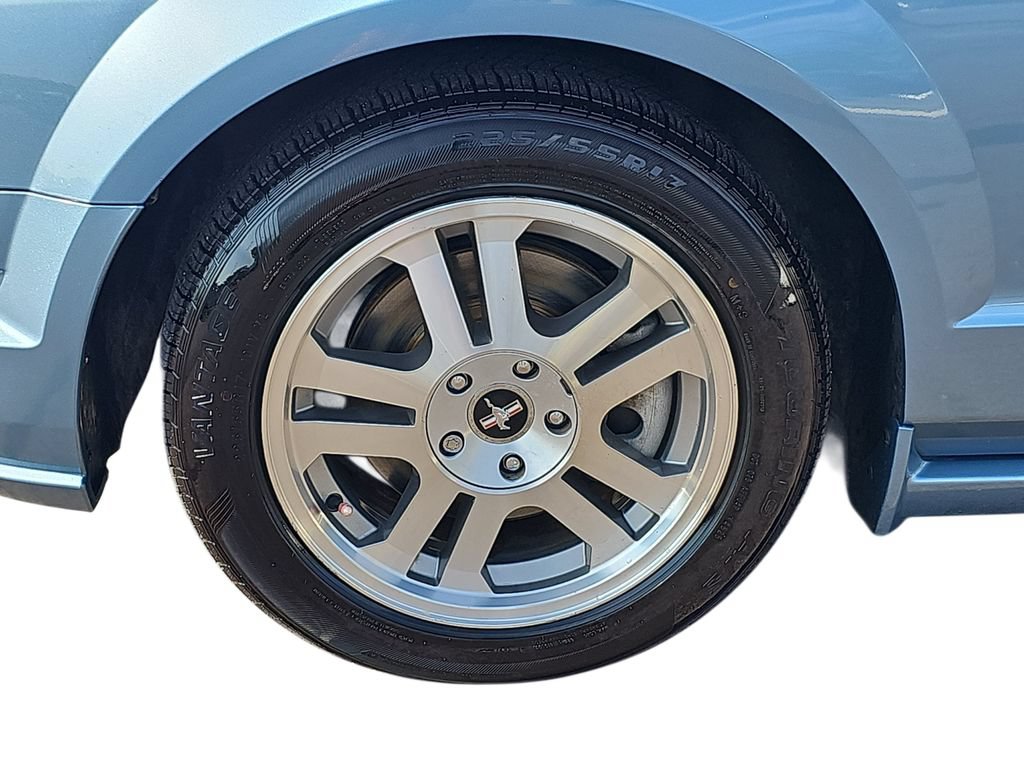 Used 2006 Ford Mustang GT RWD image 29