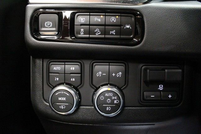 New 2026 GMC Yukon Denali w/ Denali Reserve Package image 25