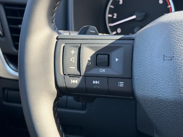 New 2026 Nissan Rogue SV FWD image 15