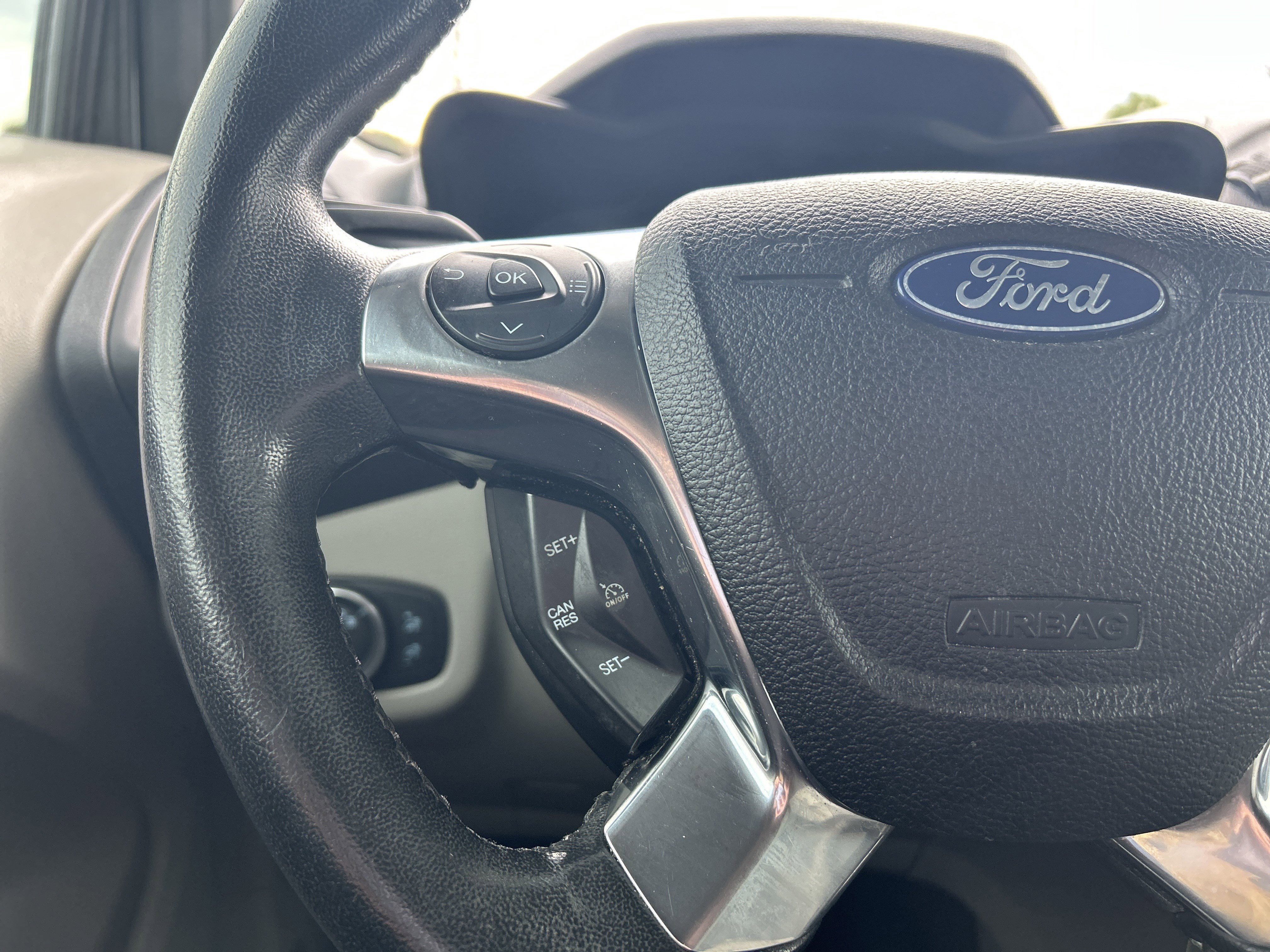 Used 2019 Ford Transit Connect XLT image 18