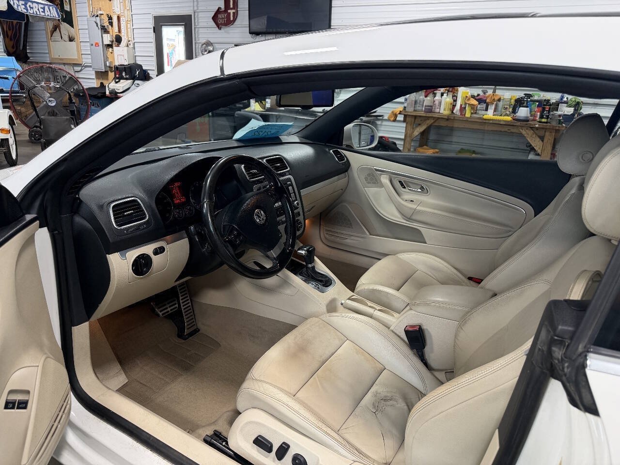 Used 2007 Volkswagen Eos 2.0T FWD image 7