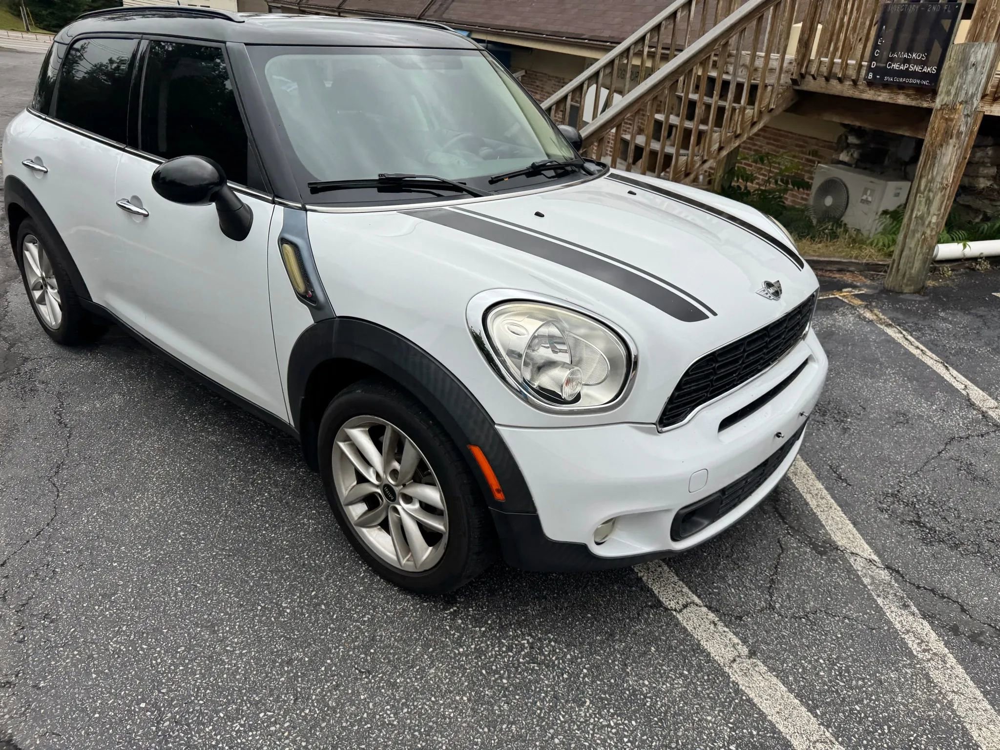Used 2014 MINI Cooper Countryman S image 3
