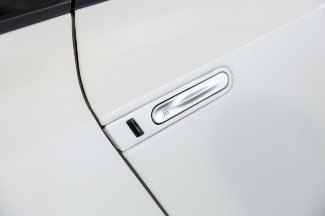 Used 2021 Nissan GT-R Premium image 18